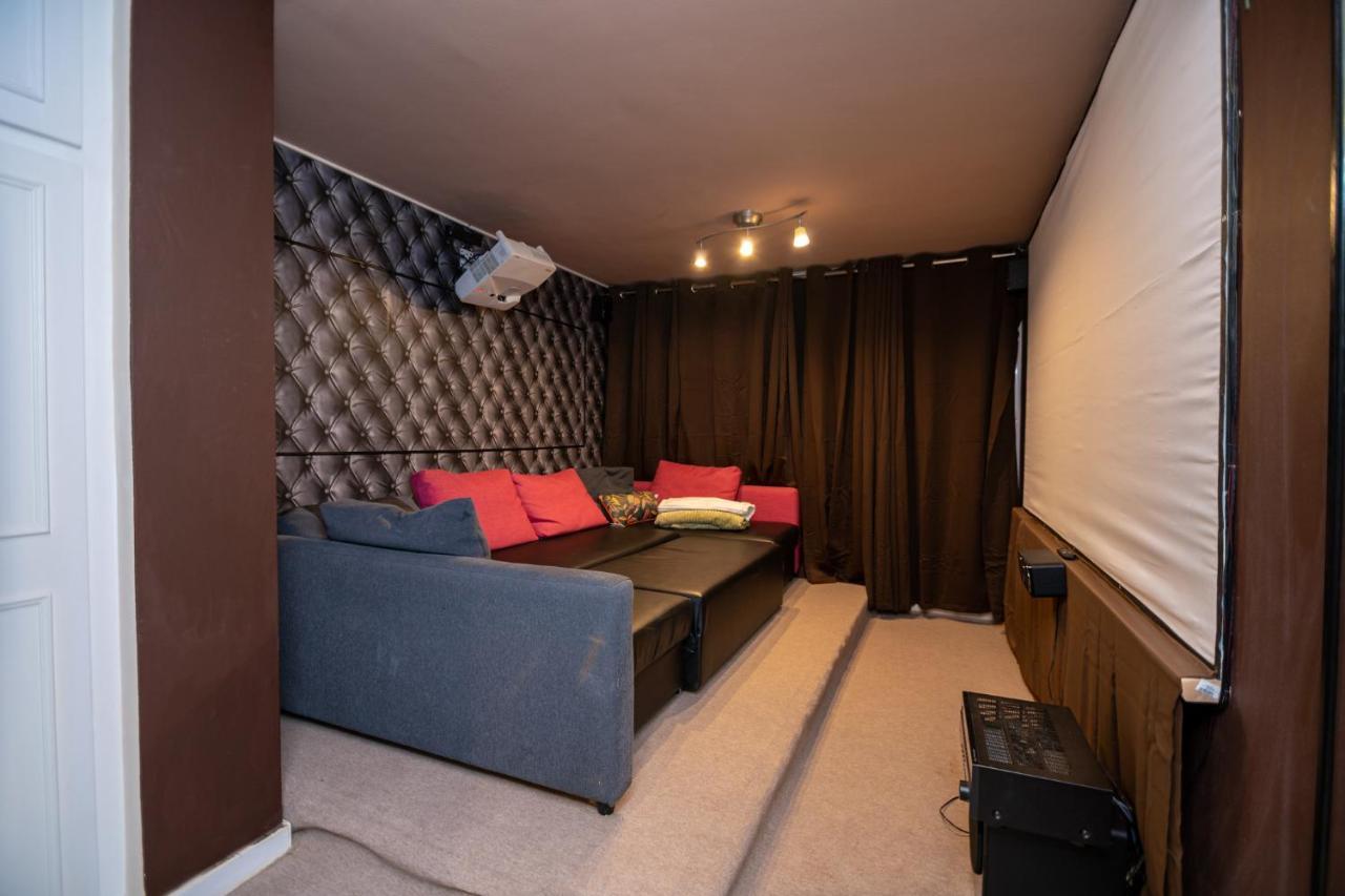 Charming Gem II 2Bd 2Ba Retreat Appartement Londen Buitenkant foto